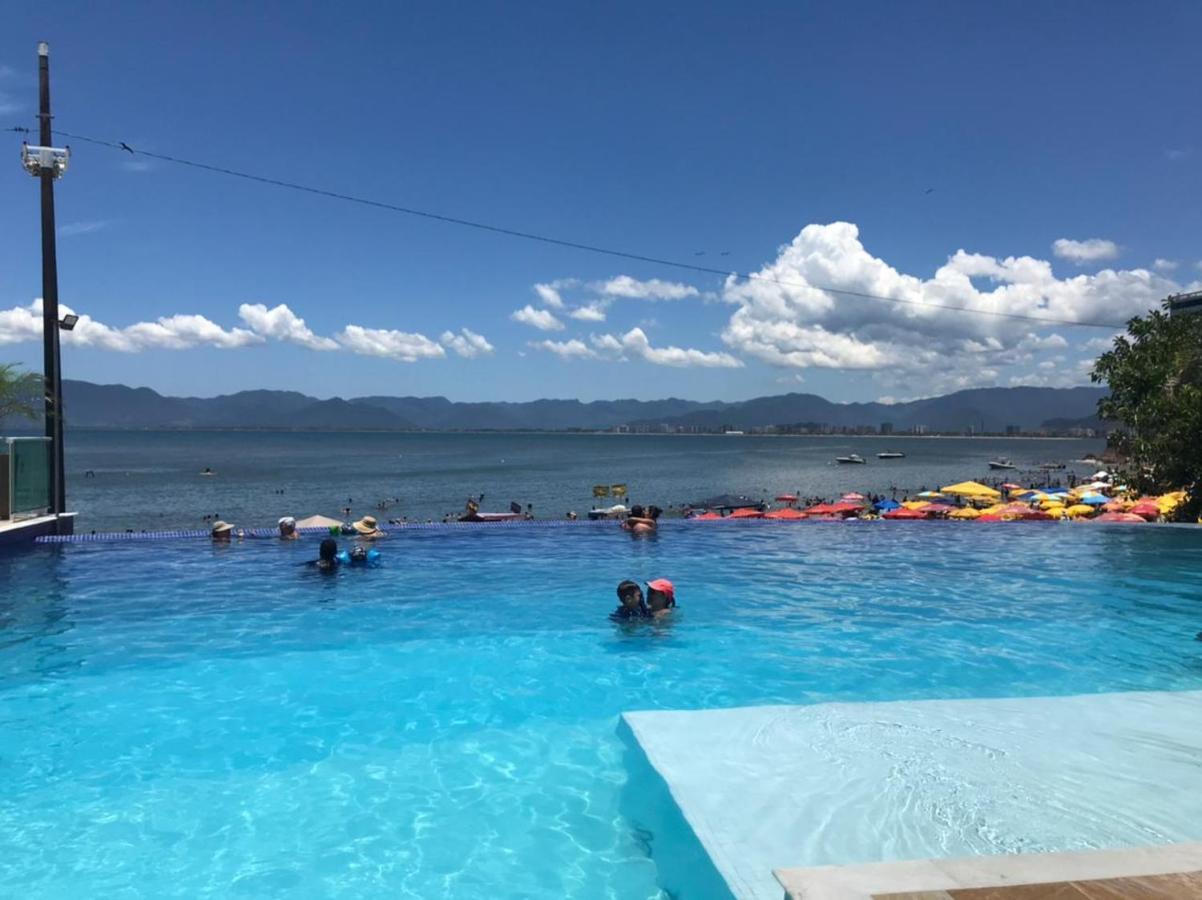 Apartamento Pe Na Areia Frente Para O Mar E Piscina Na Prainha Caraguatatuba Eksteriør billede